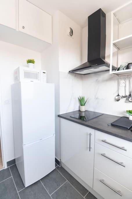 شقة Le Citadin-T1-28M2-Pte Paris M7 لو كرملين-بيستر المظهر الخارجي الصورة